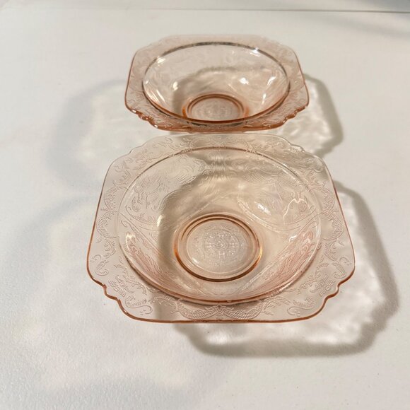 Vtg. Set Of 2 Indiana Glass Recollections Pink Madrid 7" Square Bowls 1976 - Picture 4 of 7
